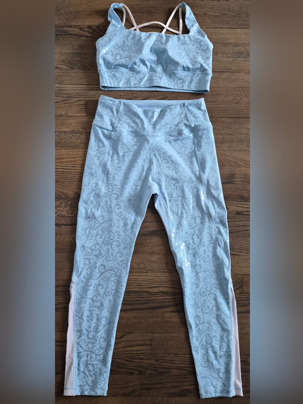Crowned Athletics Cinderella Disney SET. Leggings And Sports Bra XL.